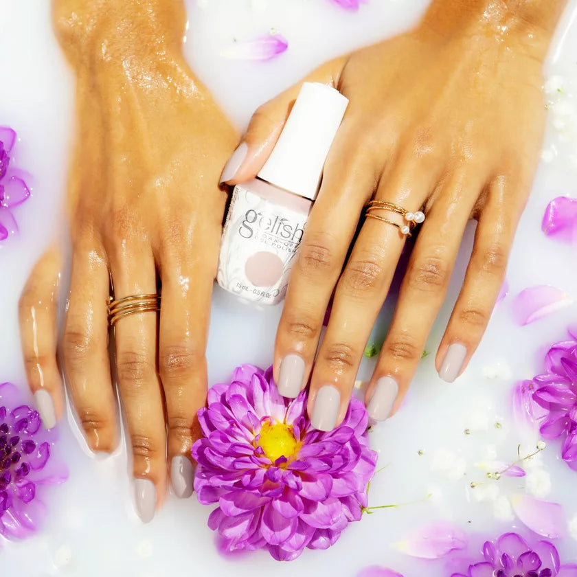 Gelish Soak-Off Gel Polish Pure Beauty - Pretty Simple .5 oz.