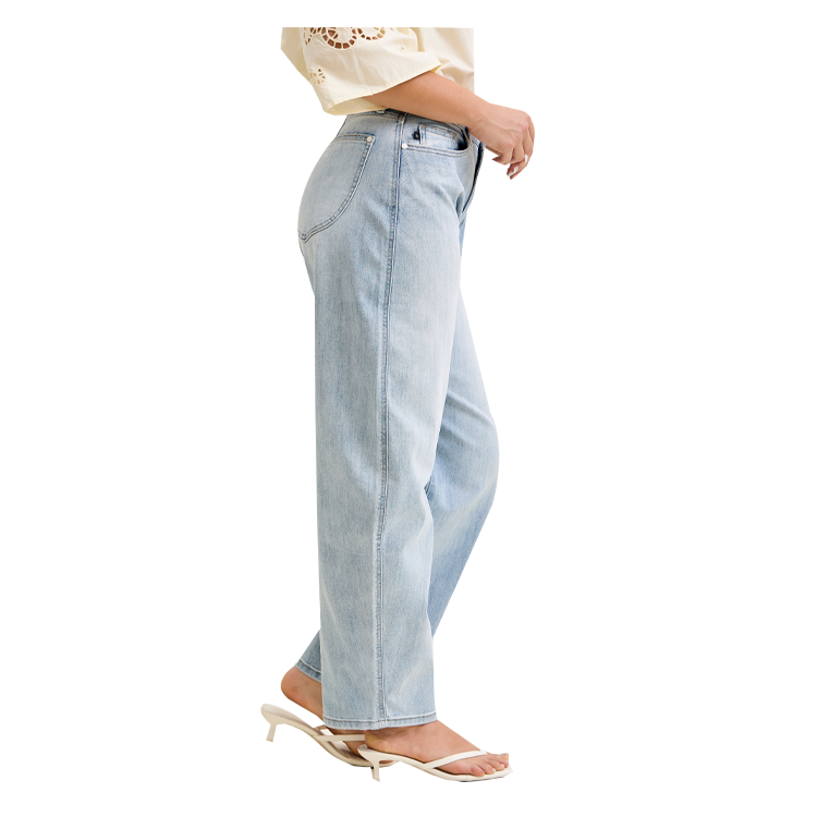 Judy Blue High-Waisted Marlow Arc Leg