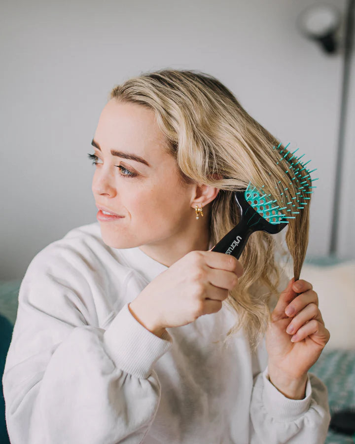 UNbrush Detangling Regular Hair Brush - Lagoon