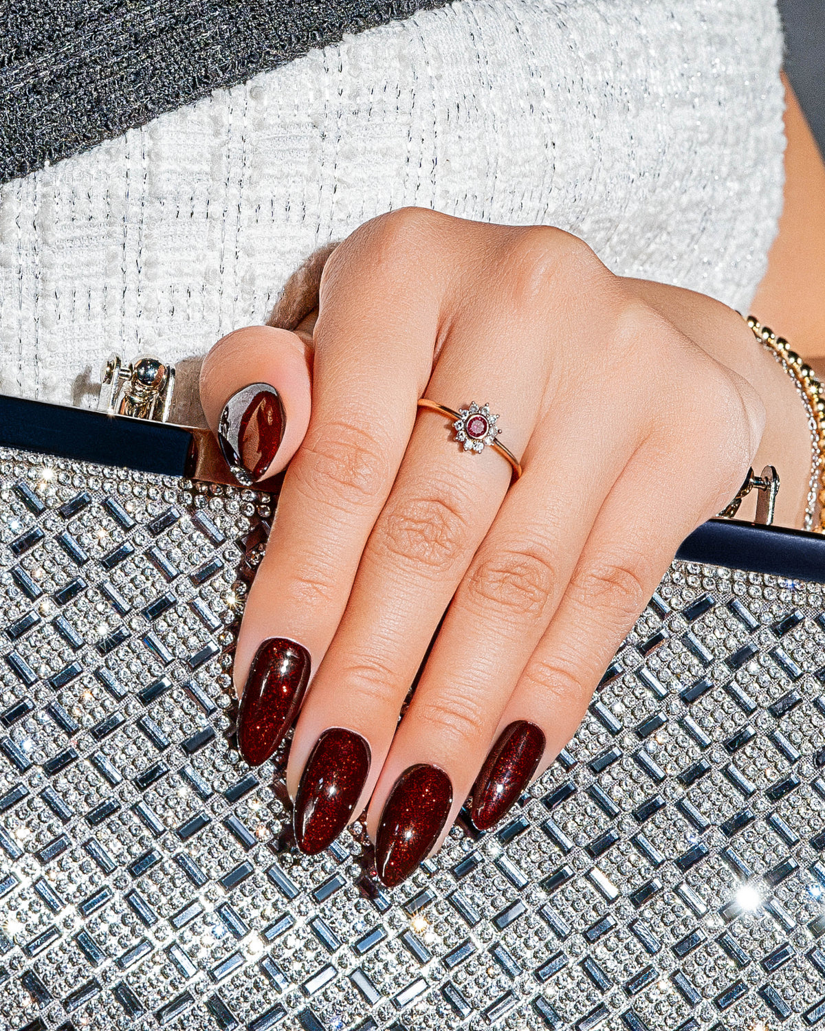 **PRE ORDER** Gelish Soak-Off Gel Polish Holiday 2026 Toast the Season Collection - Get in the Spirit .5 oz.