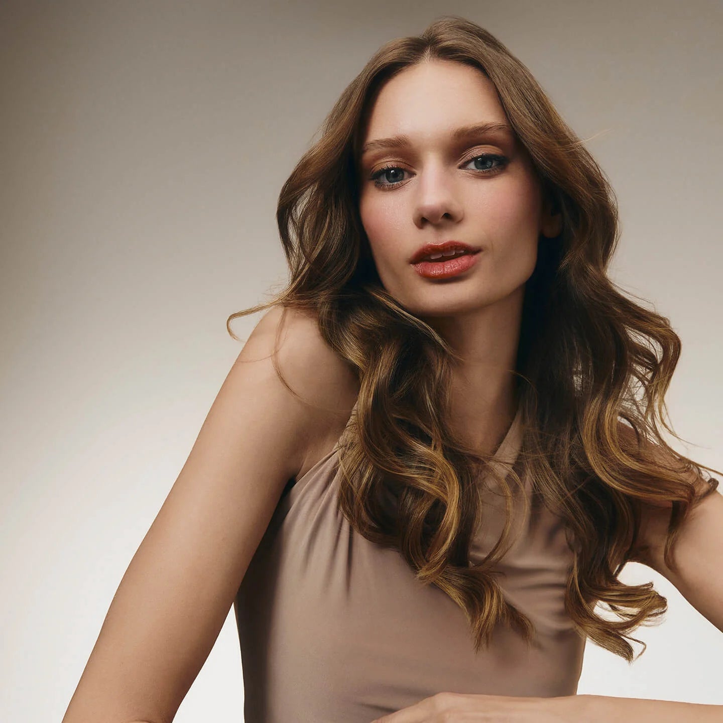 Bio Ionic Long Barrel Styler - 1