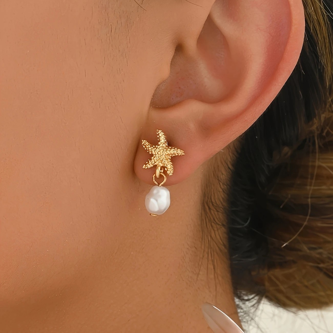 Gold Starfish & Pearl Earrings - PinkPro Beauty Supply
