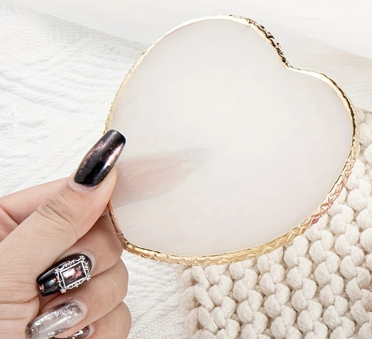 Nail Art Palette - Heart Shaped White PinkPro Beauty Supply