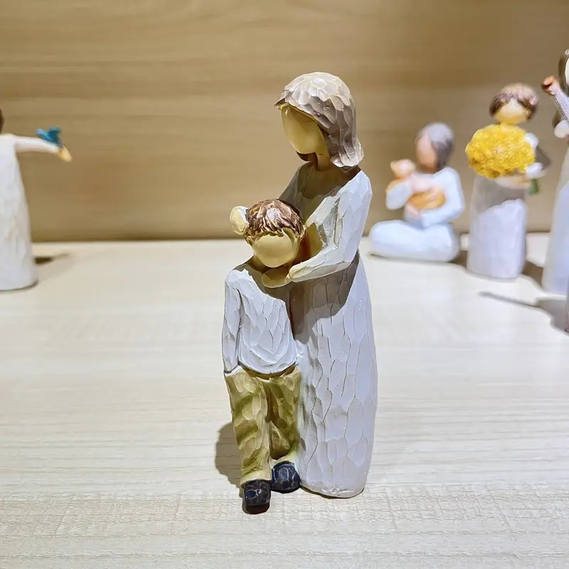 Gift Figurine - Mother & Son - PinkPro Beauty Supply
