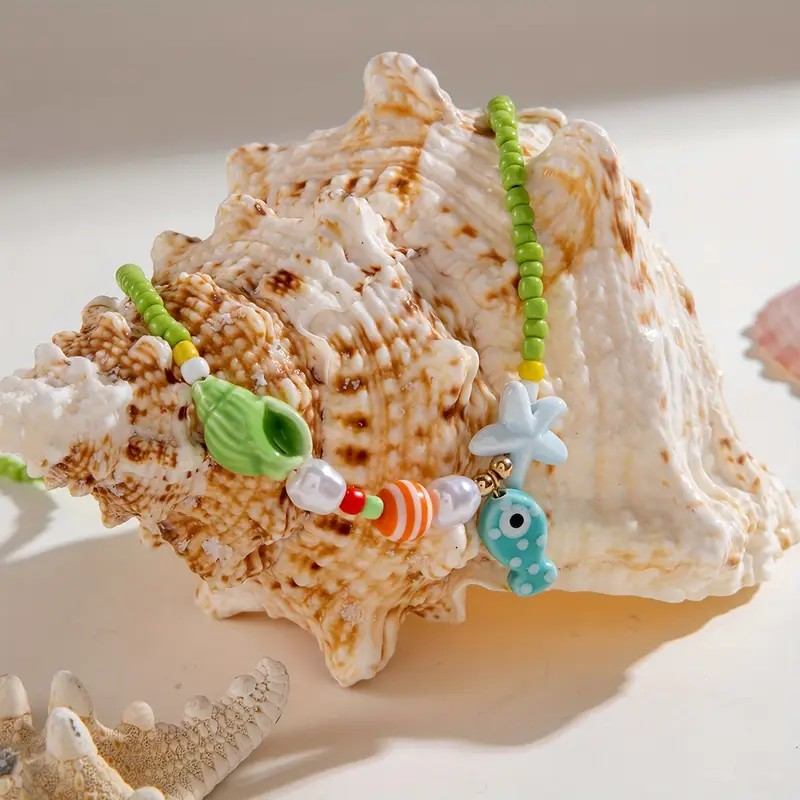 Charm Necklace Fish/Shell/Starfish - Green PinkPro Beauty Supply