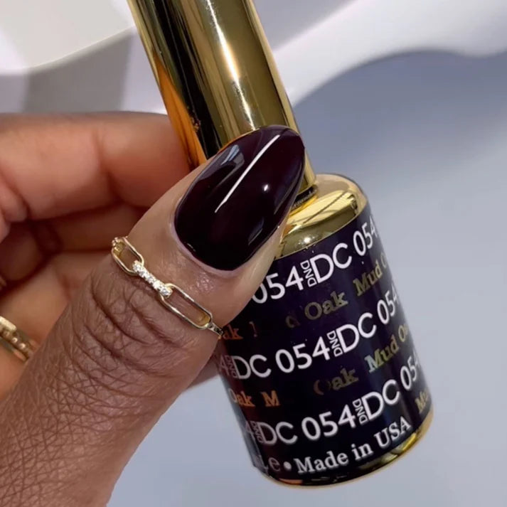 DND DC Duo Mud Oak #054 .6 oz.