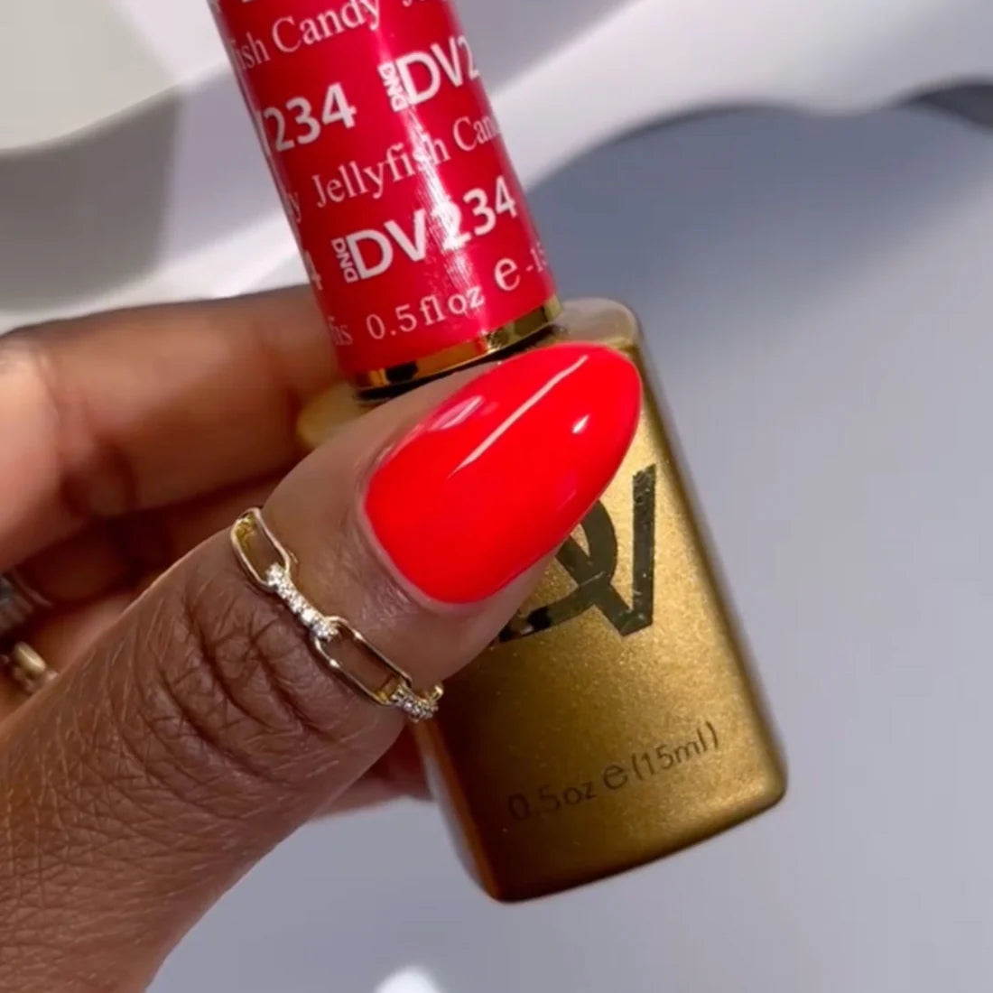 DND Diva Duo - Jellyfish Candy #234 .06 oz.