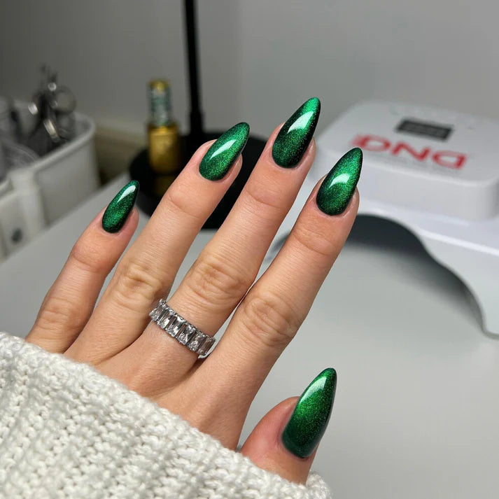 DND DIVA 9D Cat Eye Glassball #05 Jungle Cat 0.6 oz.