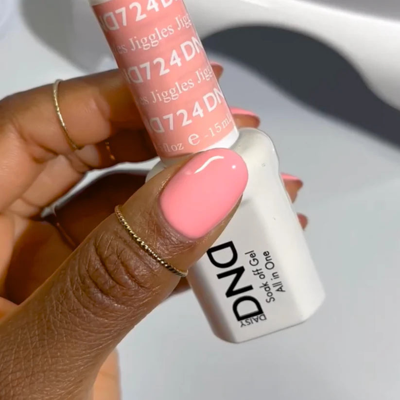 DND Duo Jiggles #724 .5 oz. - PinkPro Beauty Supply