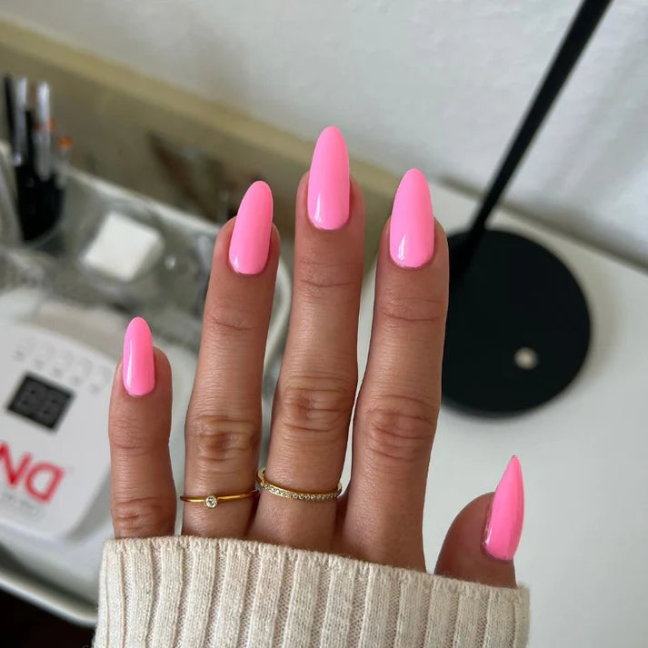 DND Diva Duo Little Piggy #140 .05 oz.