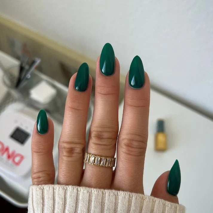 DND Diva Duo Emerald Meadow #244 0.6 oz.