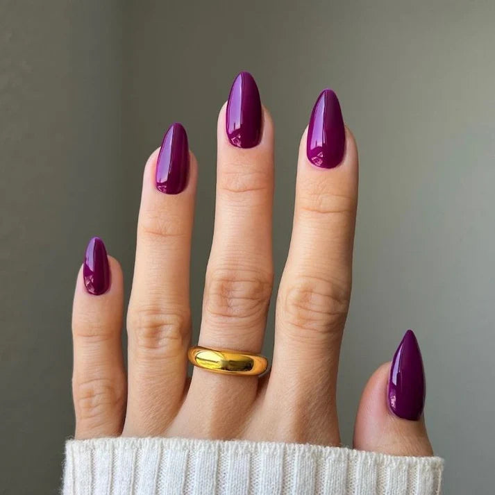 DND Diva Duo Gothic Grape #253 .05 oz. DND