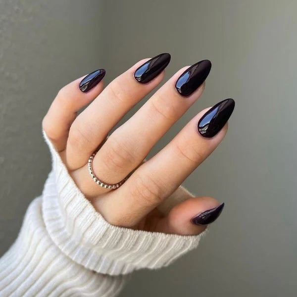 DND DIVA Duo Vampire's Kiss Diva #254 .05 oz. DND