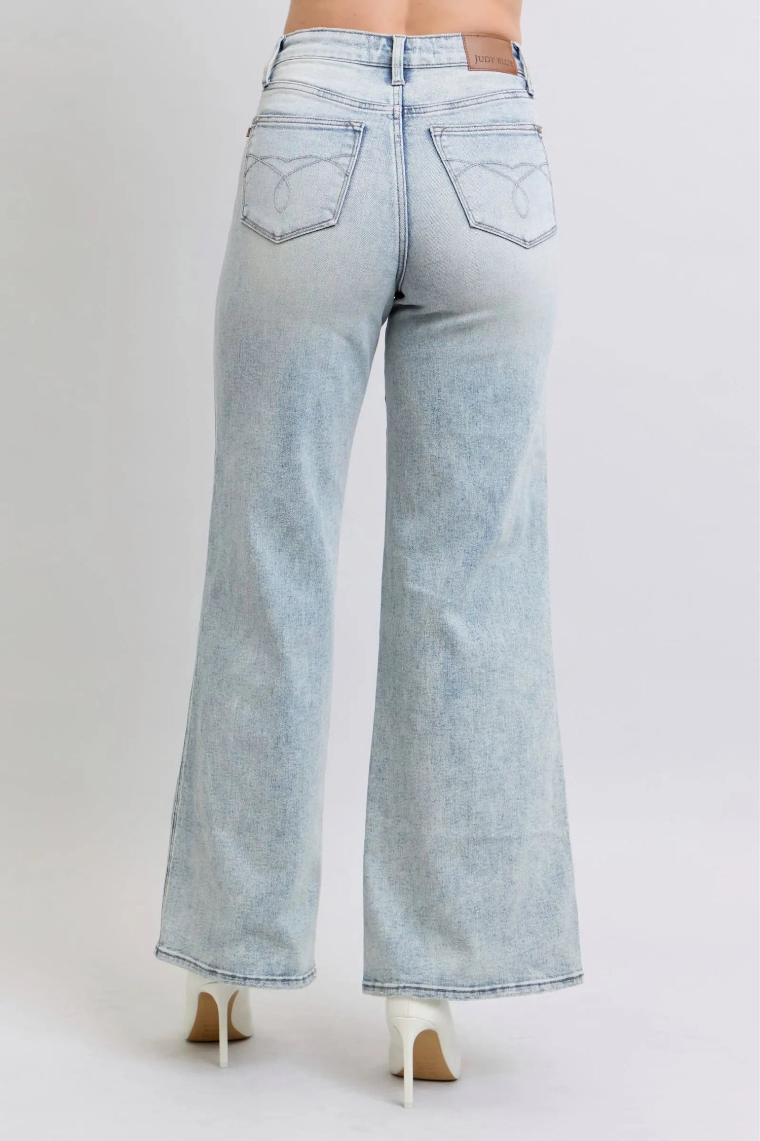 Judy Blue Magic Criss-Cross Dad Jean Judy Blue