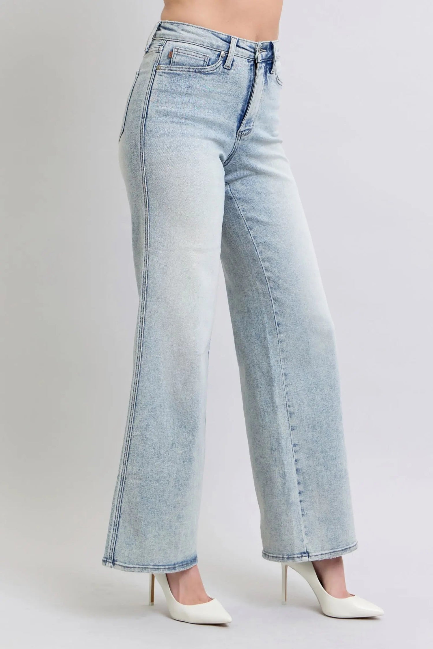 Judy Blue Magic Criss-Cross Dad Jean Judy Blue