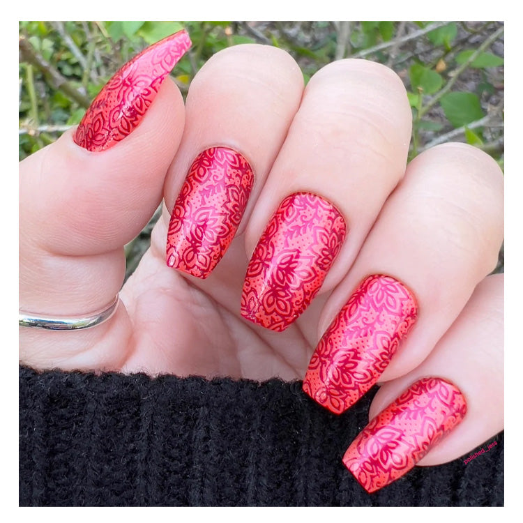 Maniology Lacey Details - Nail Stamping Plate - PinkPro Beauty Supply