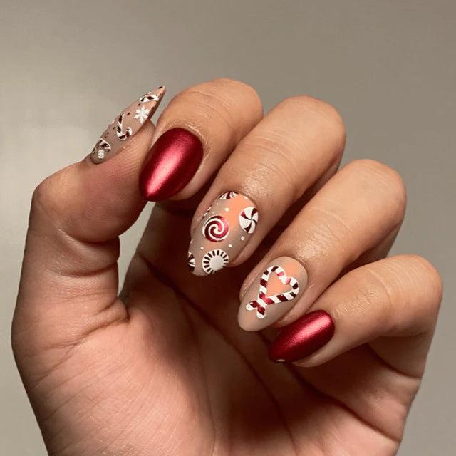 Maniology Candy Cane Cove - Nail Stamping Plate