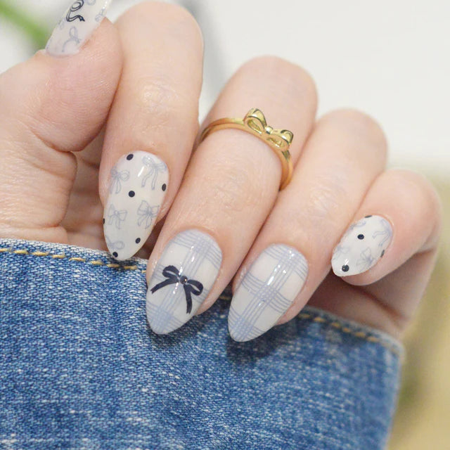 Maniology Dainty Details - Nail Stamping Plate