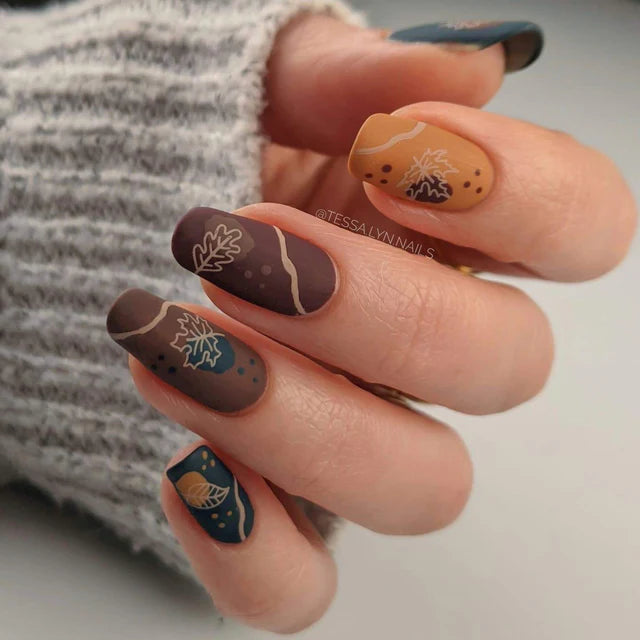 Maniology Holiday Harvest - Nail Stamping Plate