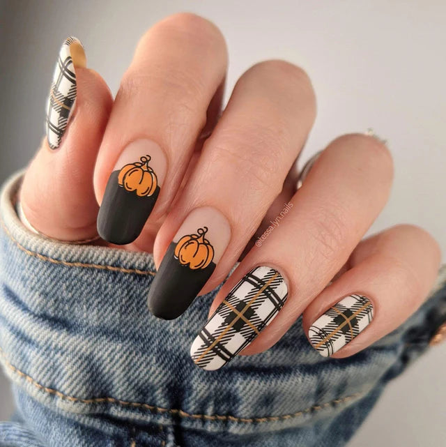 Maniology Plaid Perfection - Nail Stamping Plate