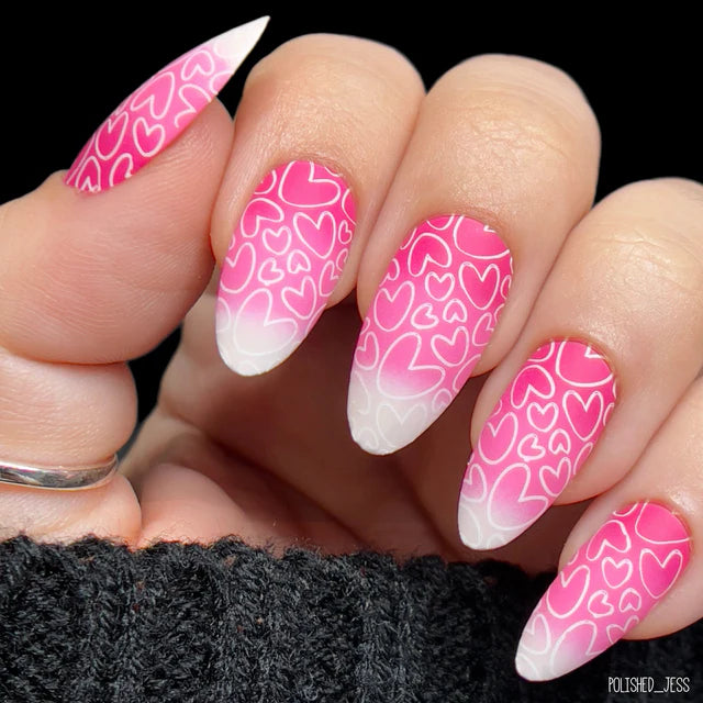 Maniology Shape Nouveau: Happy Hearts - Nail Stamping Plate