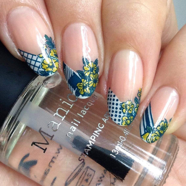 Maniology Petal Pusher - Nail Stamping Plate