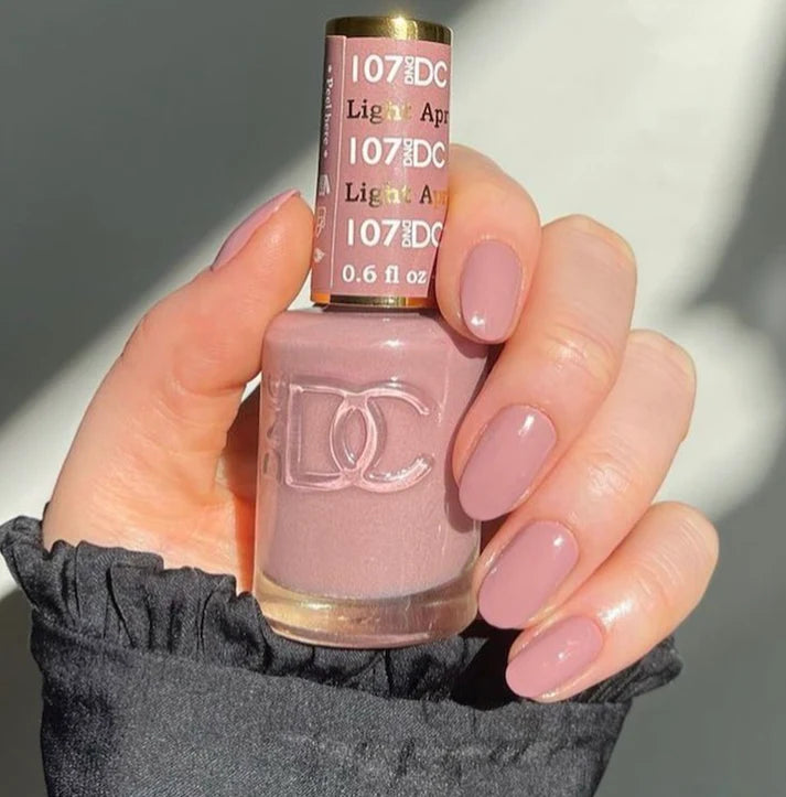 DND DC Duo Light Apricot  #107 .6oz.