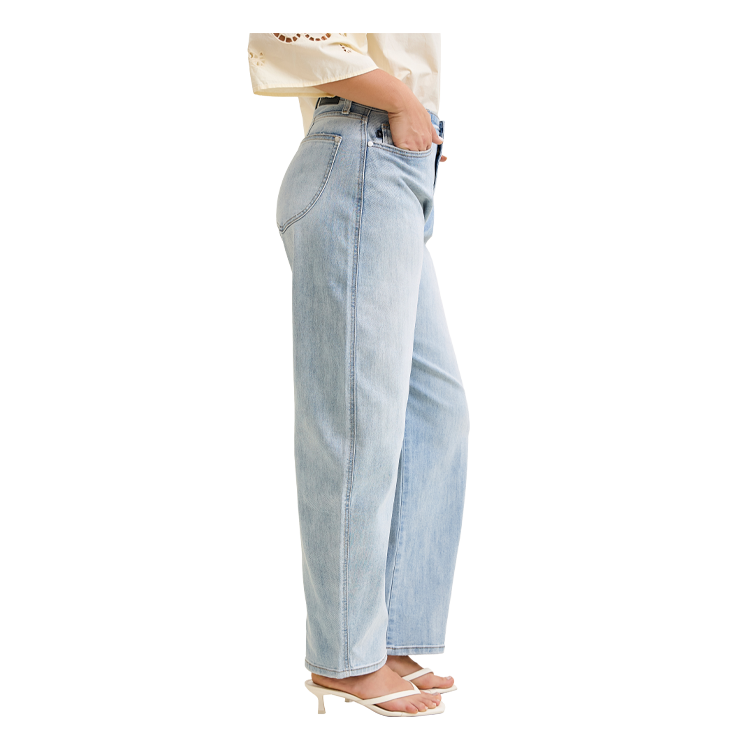 Judy Blue High-Waisted Marlow Arc Leg