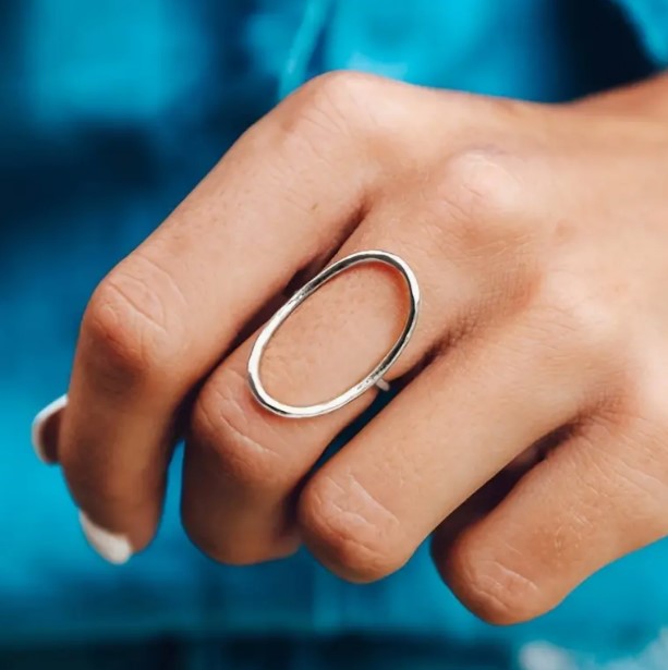 Oval Ring