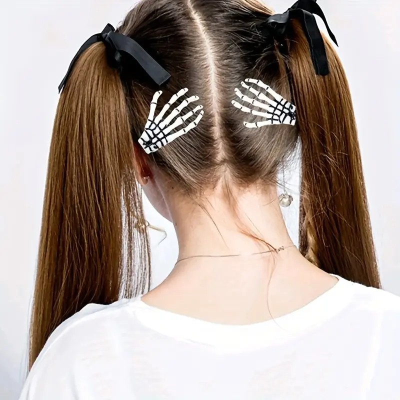 Skeleton Hand Hair Clip 1 Piece