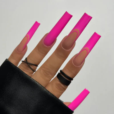 Kiara Sky Glow Gel Art Love Hertz