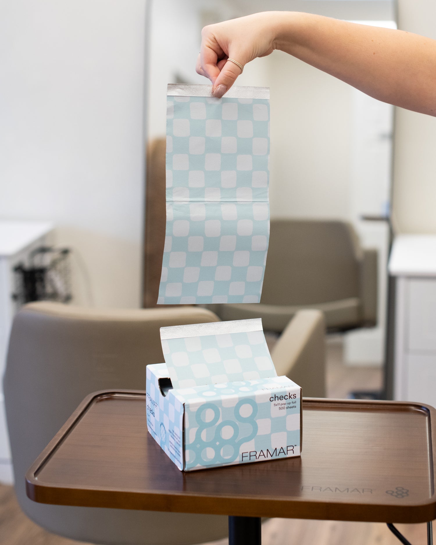 Framar Light Blue Checks Pop Up Foils 500 Count