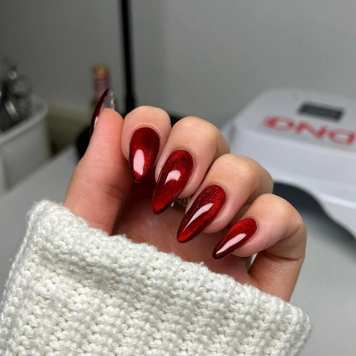 DND DIVA 9D Cat Eye Glassball #02 - Fiesty Paws 0.6 oz.