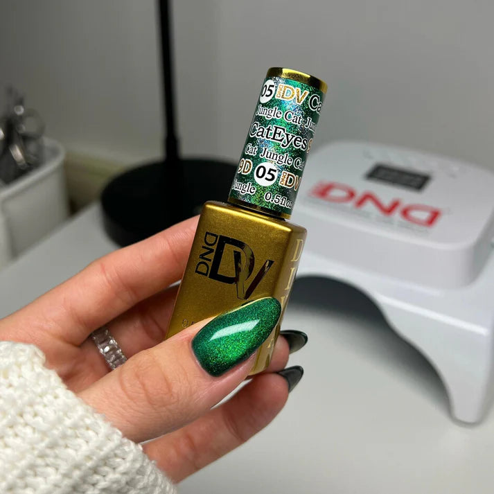 DND DIVA 9D Cat Eye Glassball #05 Jungle Cat 0.6 oz.