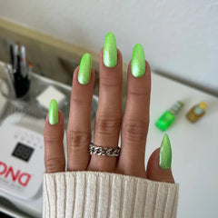 DND Diva Duo UFO Meets Earth #017 .5 oz. - PinkPro Beauty Supply