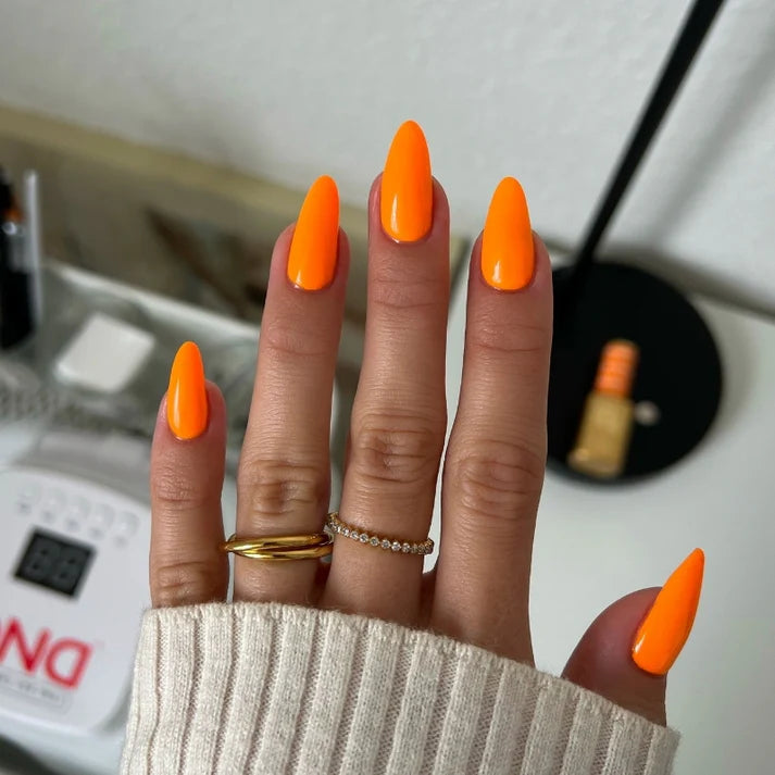 DND Diva Duo Perfect Orange #208 .05 oz. - PinkPro Beauty Supply