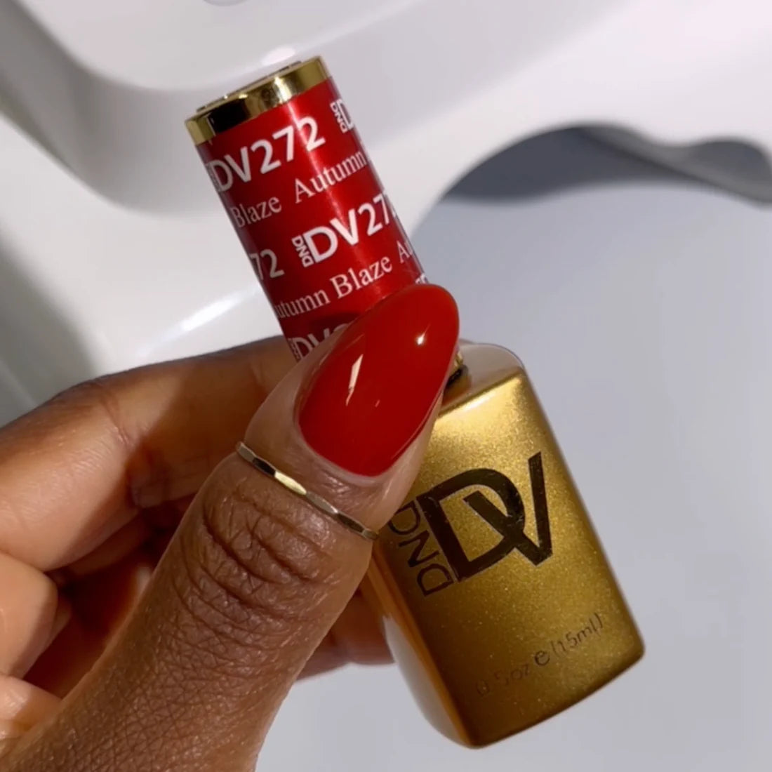 DND DIVA Duo Autumn Blaze Diva #272 .05 oz.