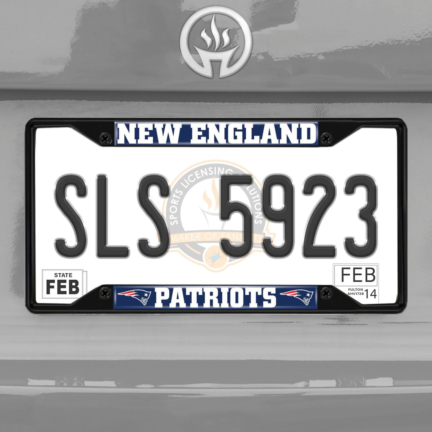 Fanmats New England Patriots License Plate Frame - Black