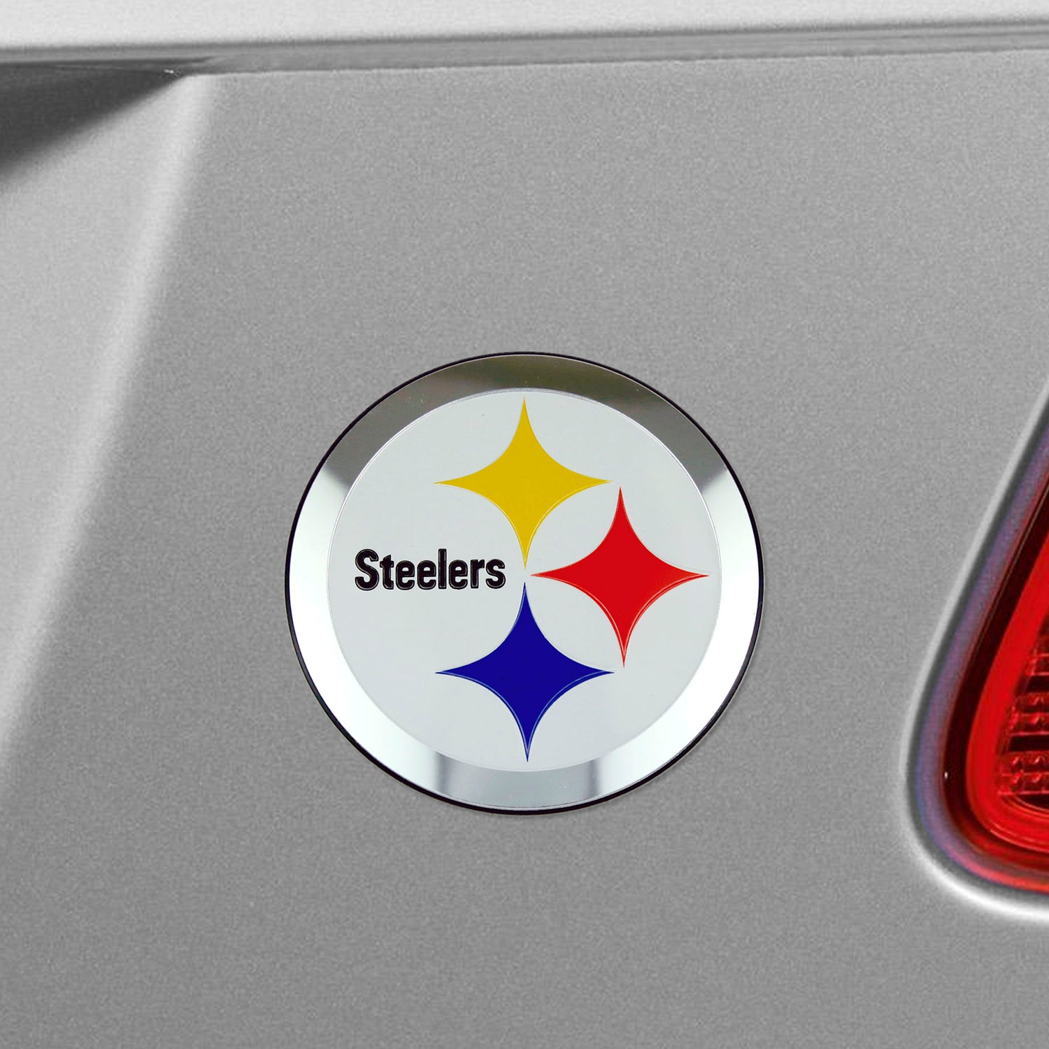 Fanmats Pittsburgh Steelers Embossed Color Emblem