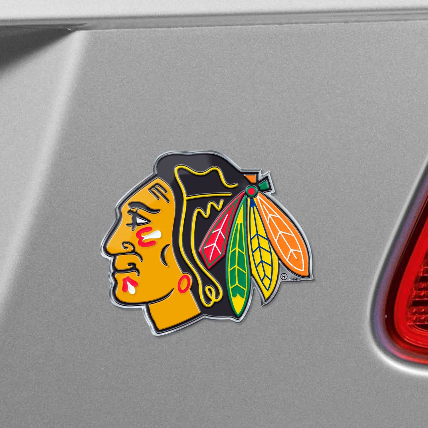 Fanmats Chicago Blackhawks Embossed Color Emblem