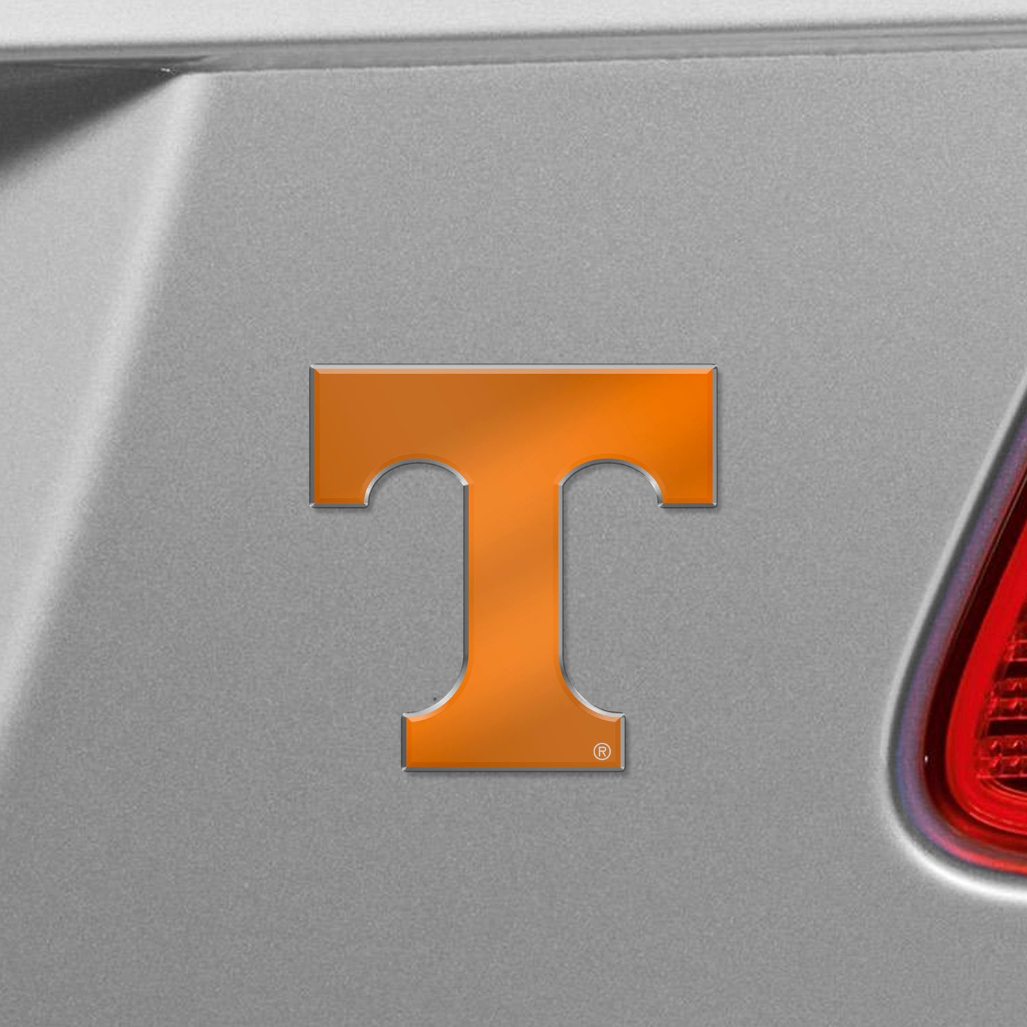 Fanmats Tennessee Volunteers Embossed Color Emblem Fanmats