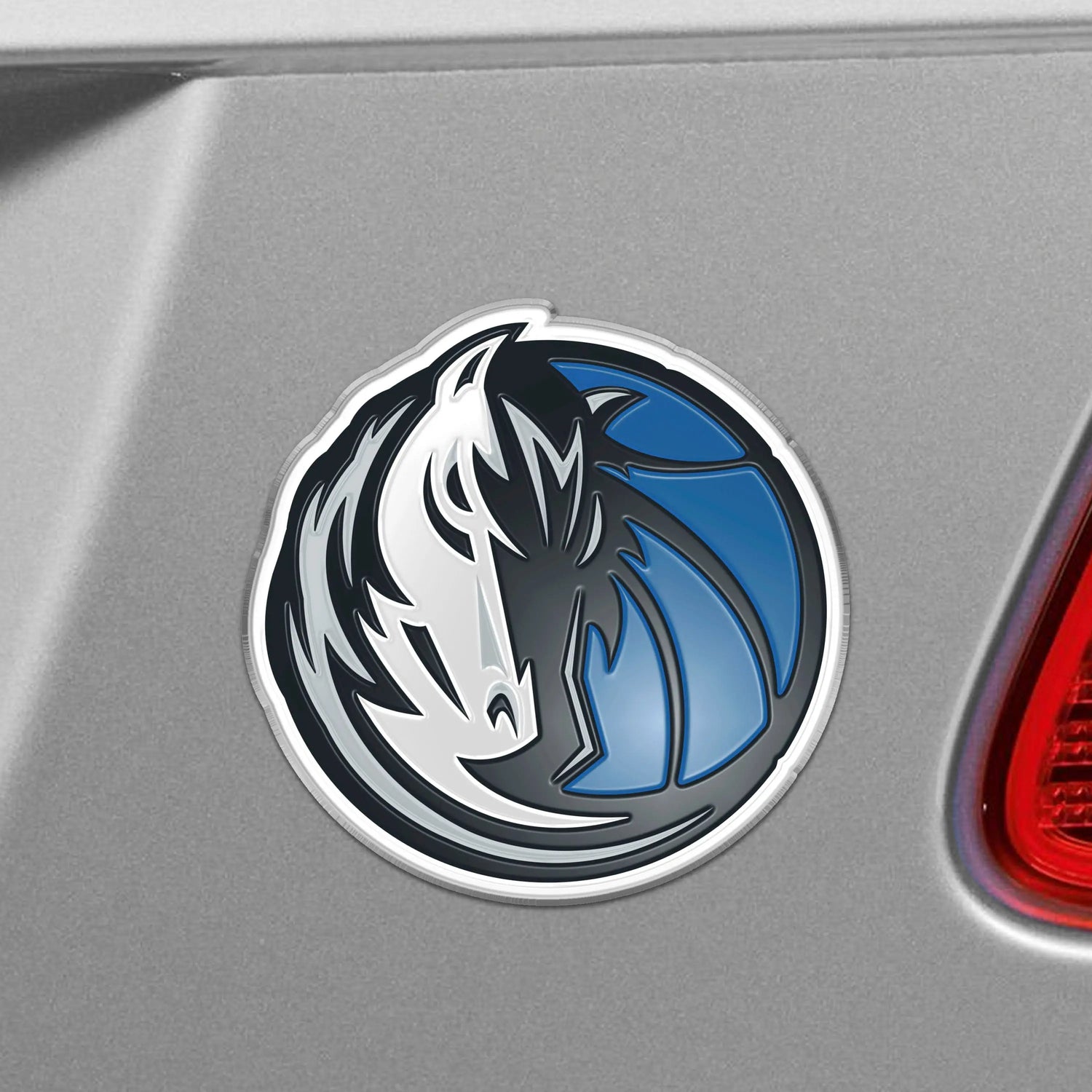 Fanmats Dallas Mavericks Embossed Color Emblem Fanmats