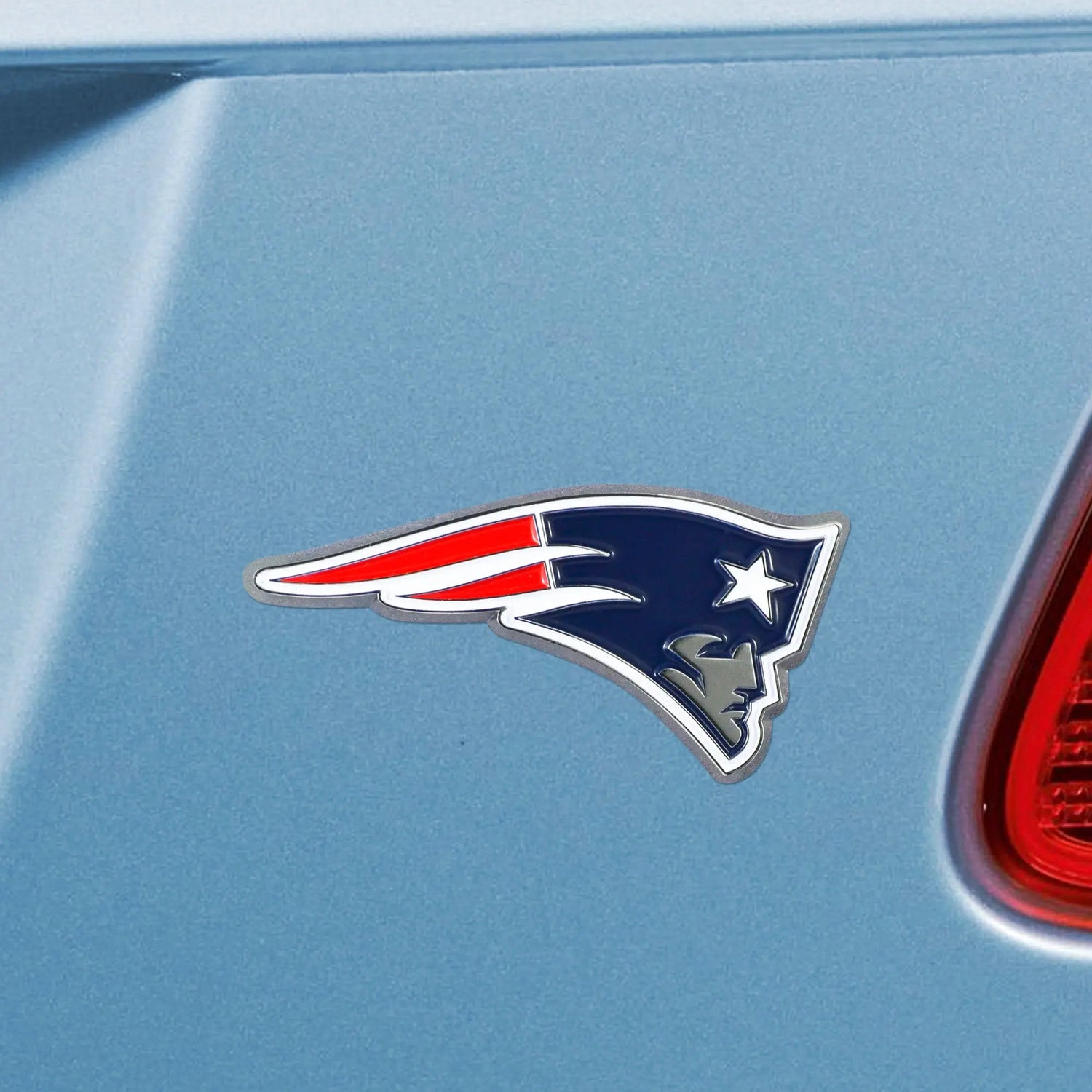 Fanmats New England Patriots Emblem - Chrome Fanmats