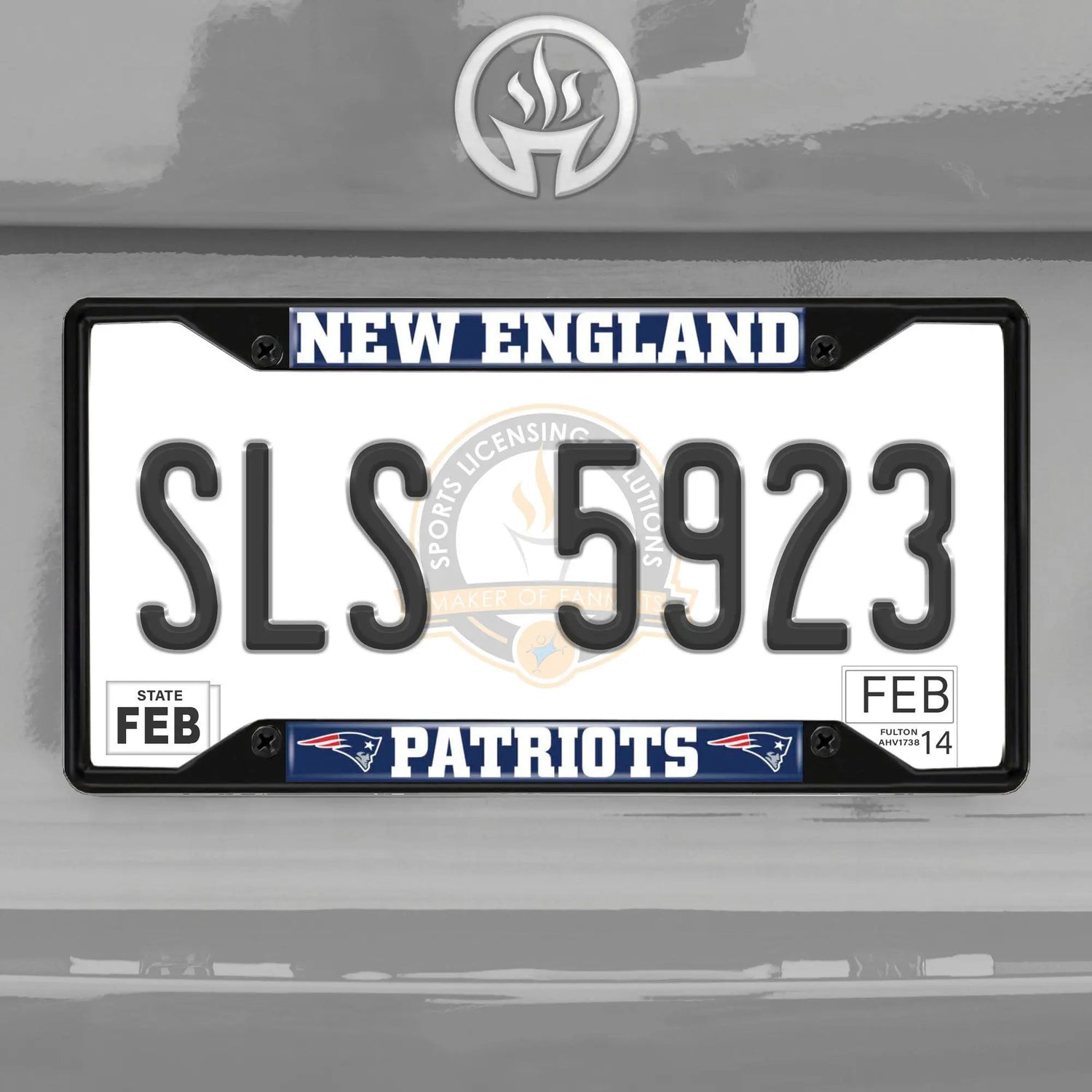 Fanmats New England Patriots License Plate Frame - Black Fanmats