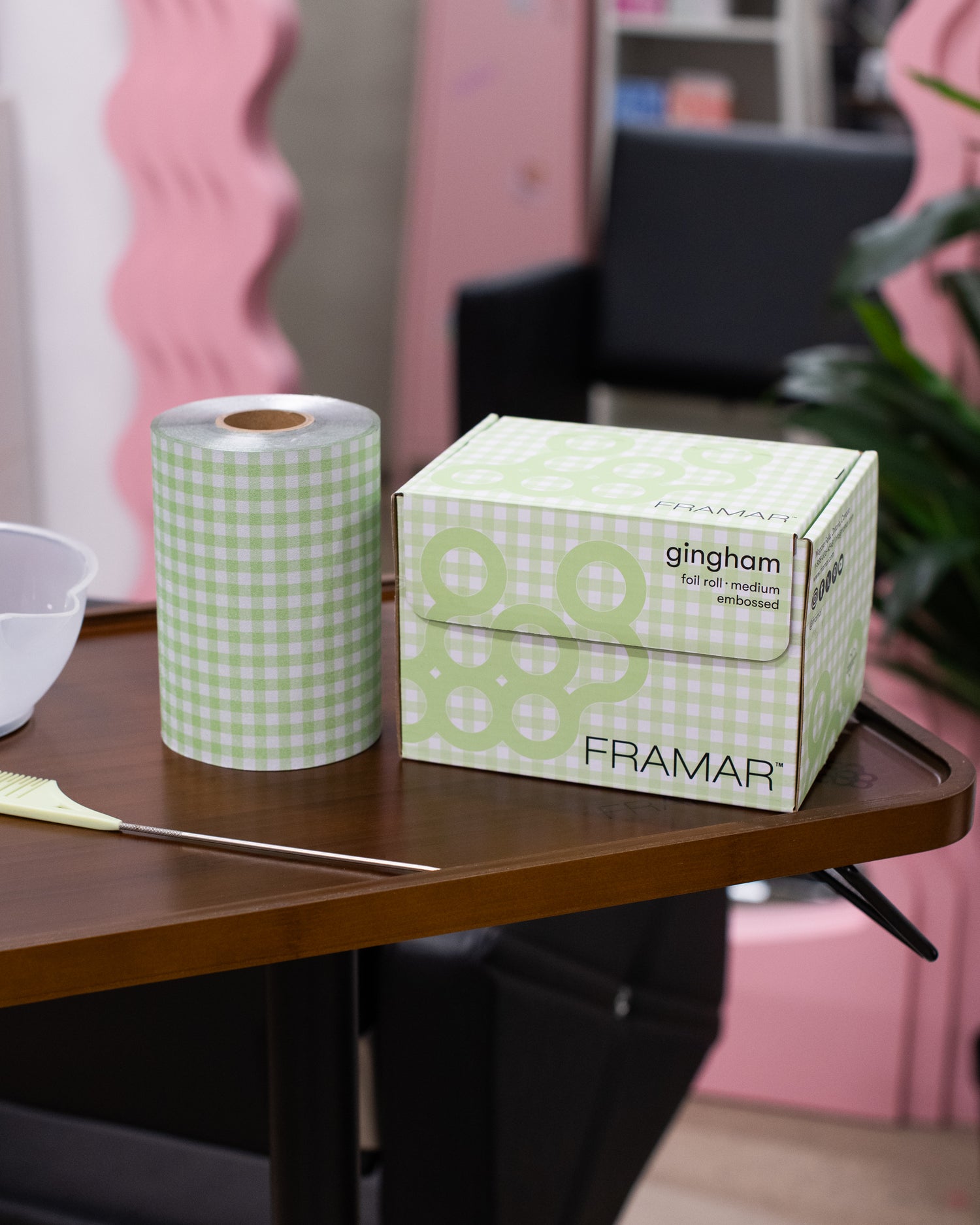 Framar Gingham Green Embossed Roll 320 Feet