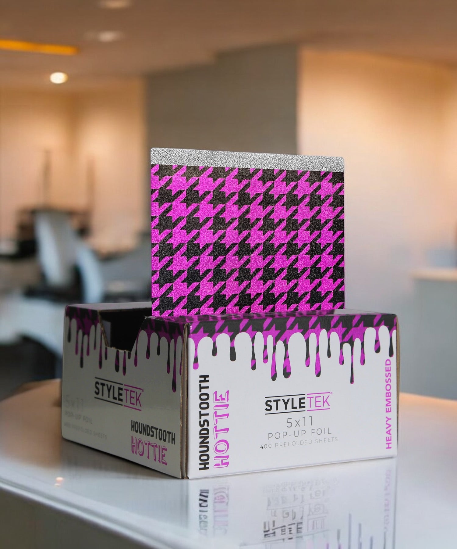 Styletek HoundsTooth Hottie Pop Up Foil - 400 Count