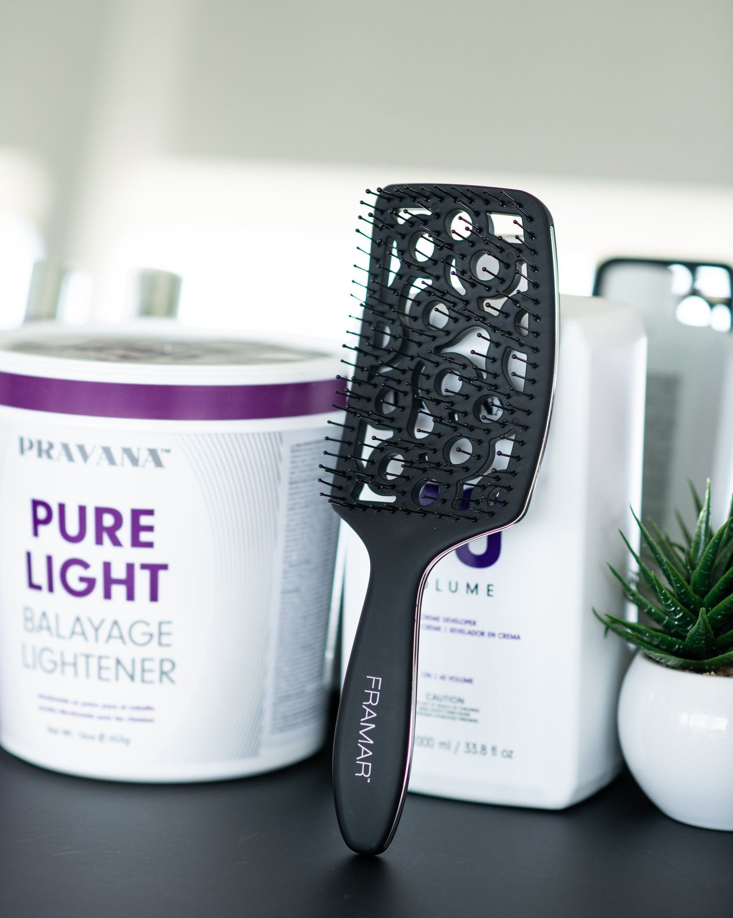 Framar Vent Brush - Black