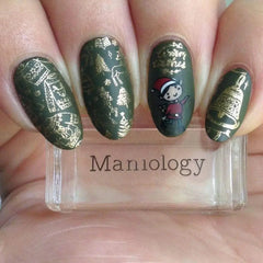 Maniology Treat Your Elf - Nail Stamping Plate Maniology