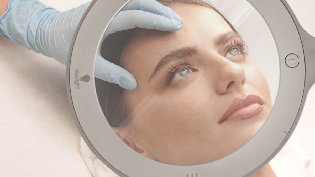 Daylight Omega 7 Magnifying Lamp
