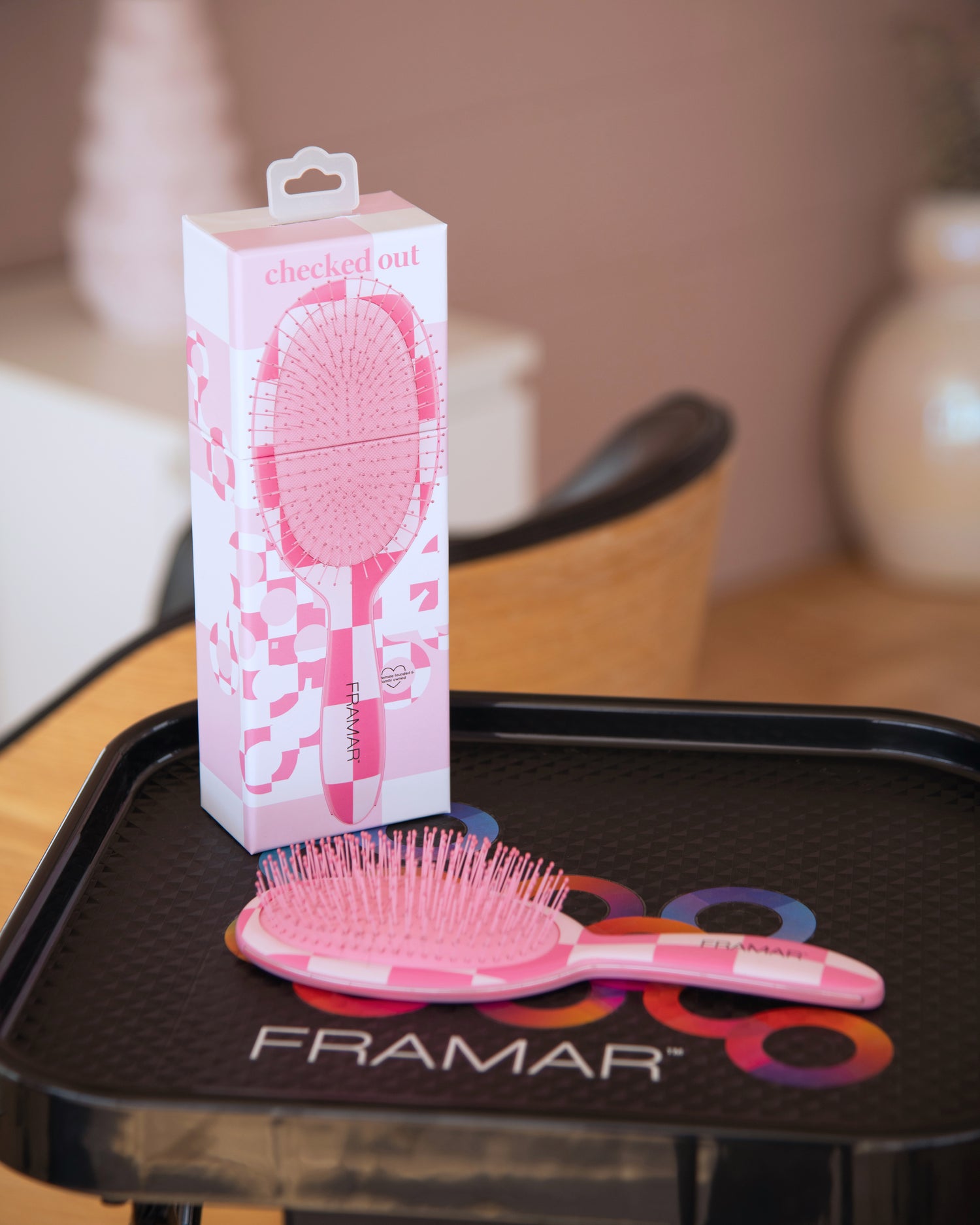 Framar Checked Out Detangle Brush - Pink